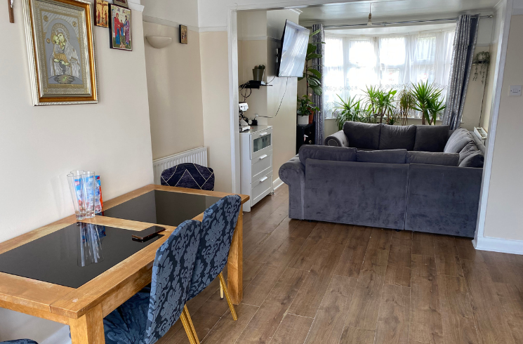 Property photo 3 of 9