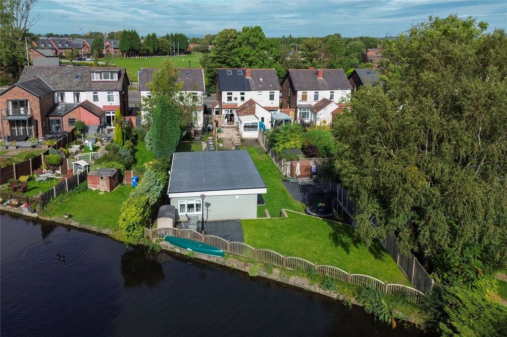 Property photo 1 of 33 Drone Shot