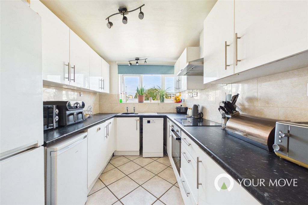 Property photo 3 of 11 Picture No. 04