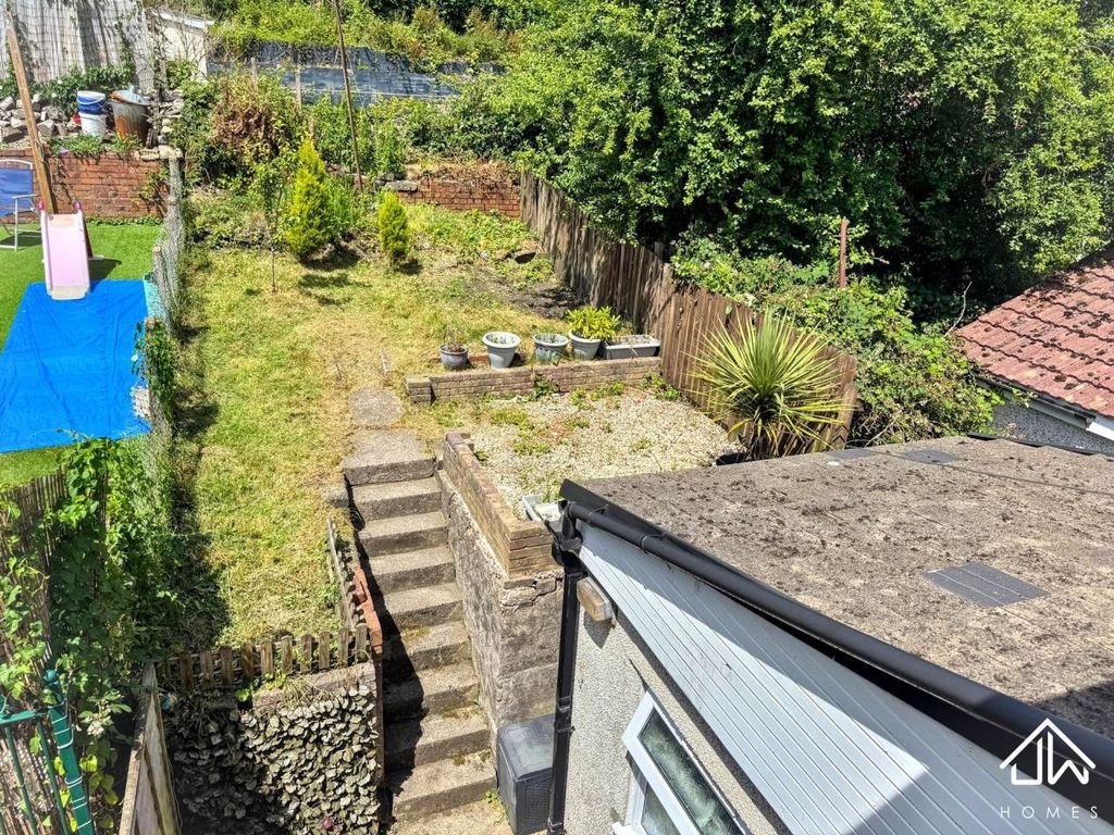 Property photo 2 of 10 Rear Garden