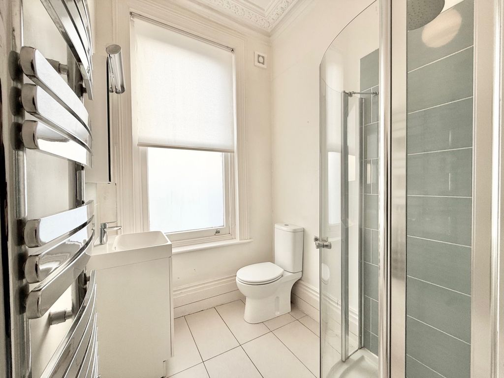 Property photo 3 of 16 Gallery