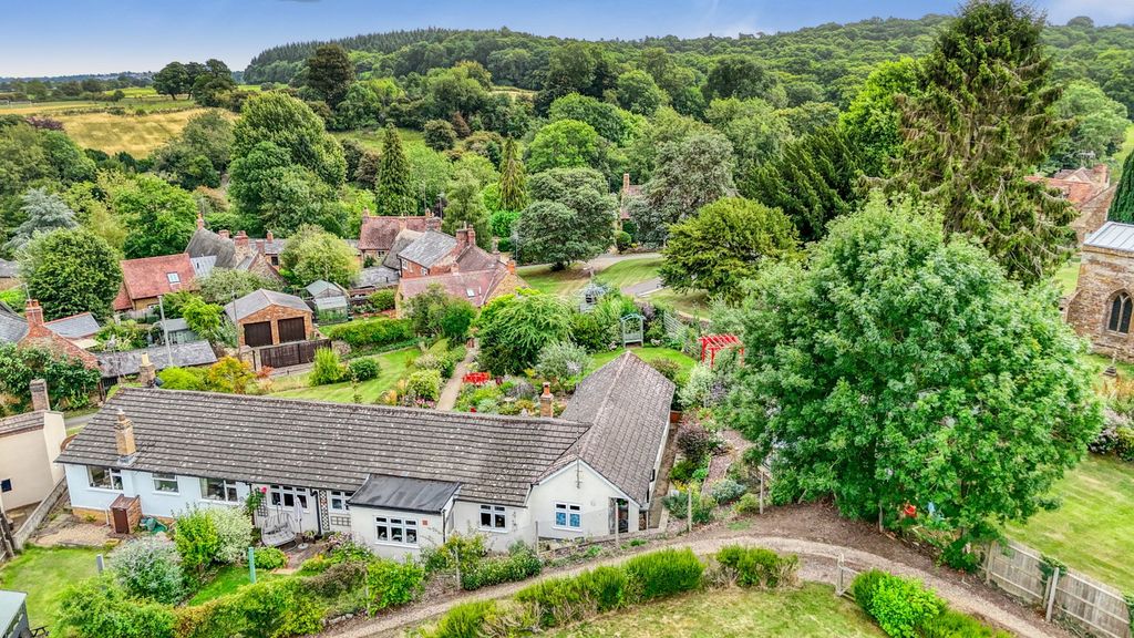 Property photo 2 of 47