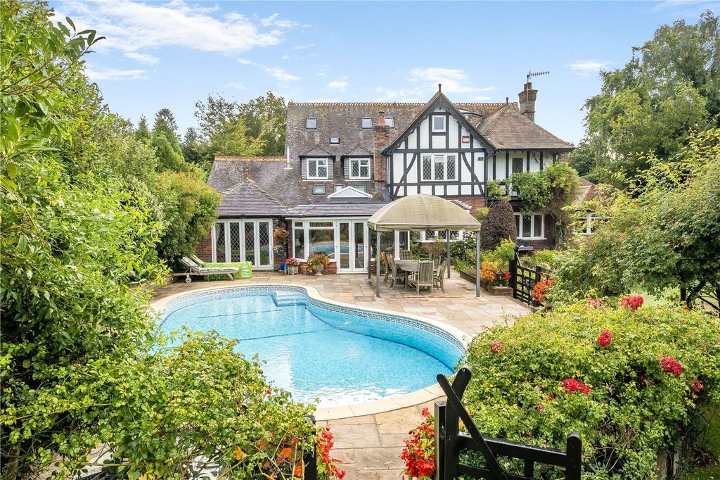 Property photo 1 of 27 Rear View