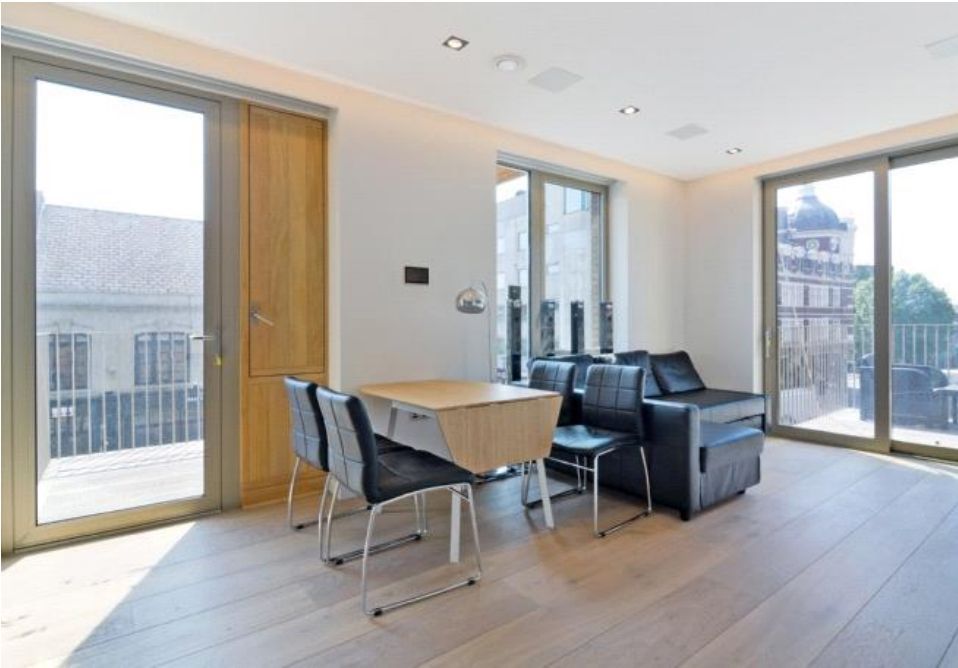 Property photo 3 of 11