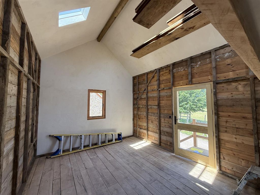 Property photo 3 of 6 The Granary Internal 2.Jpeg