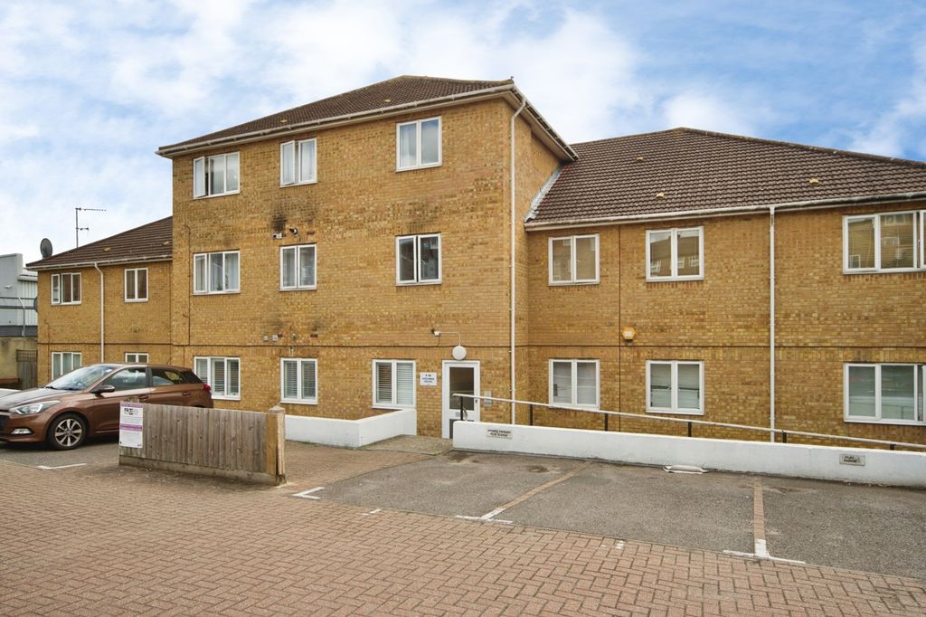 Property photo 1 of 15 Pbox-Img.Jpg