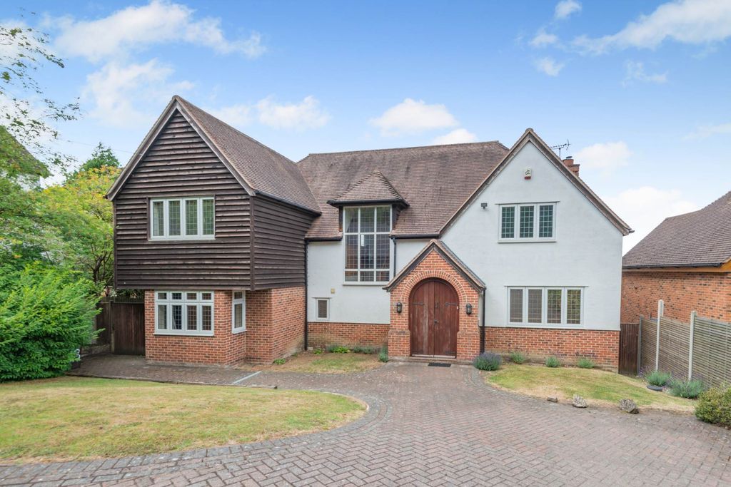 Property photo 3 of 38