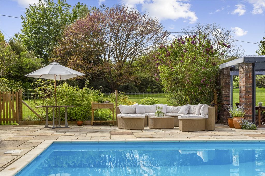 Property photo 2 of 15 Swimming Pool