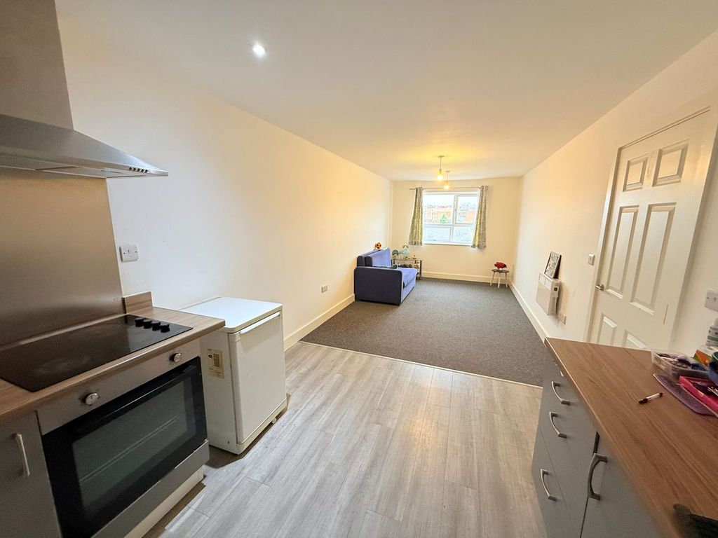 Property photo 2 of 11
