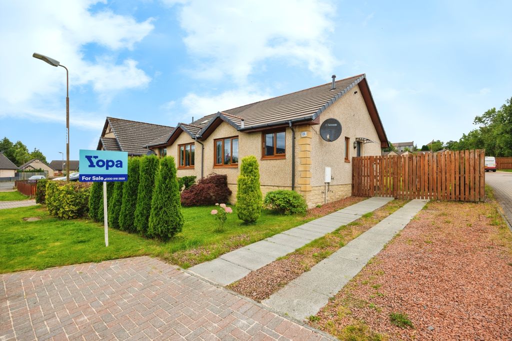 Property photo 1 of 15 2W8A7164