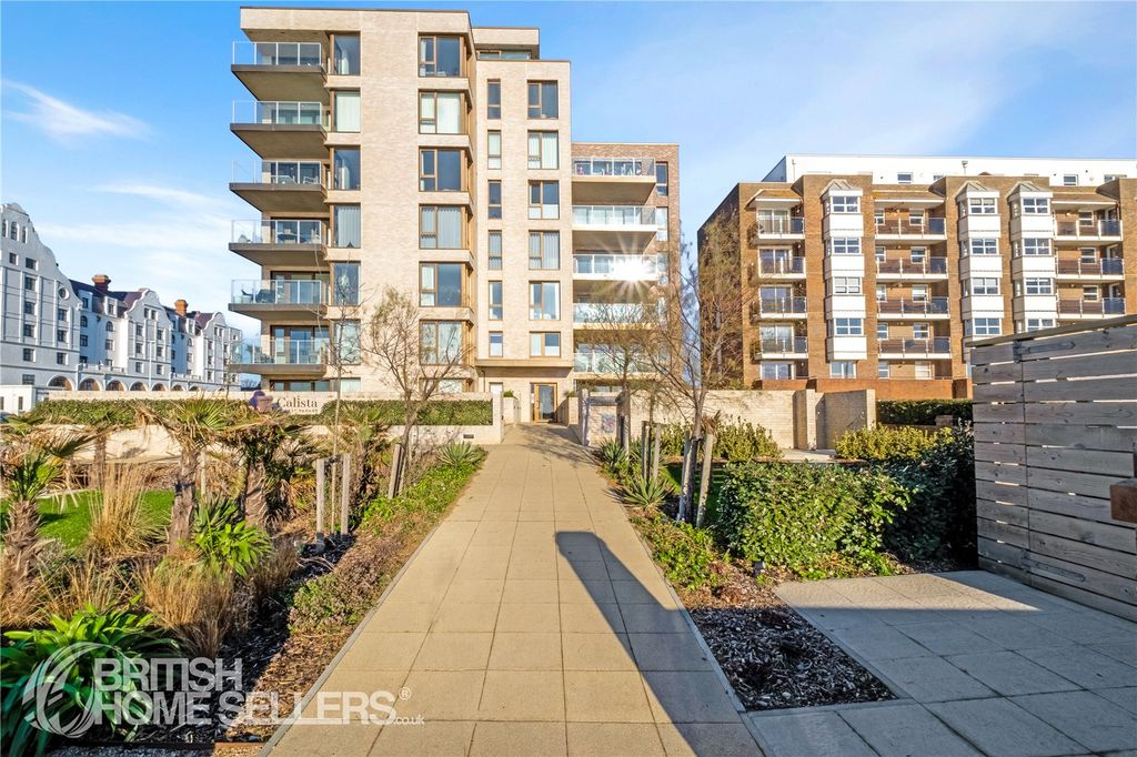 Property photo 3 of 14 Picture No. 12