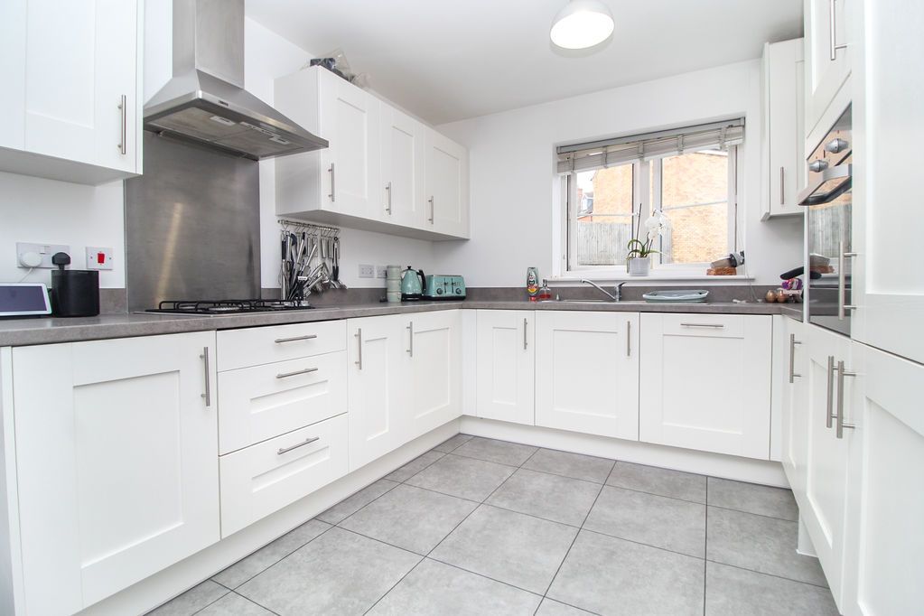 Property photo 2 of 19 Kitchen/Diner
