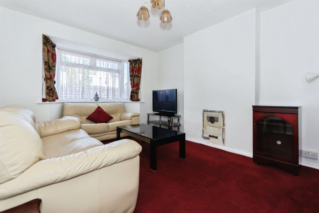 Property photo 3 of 17