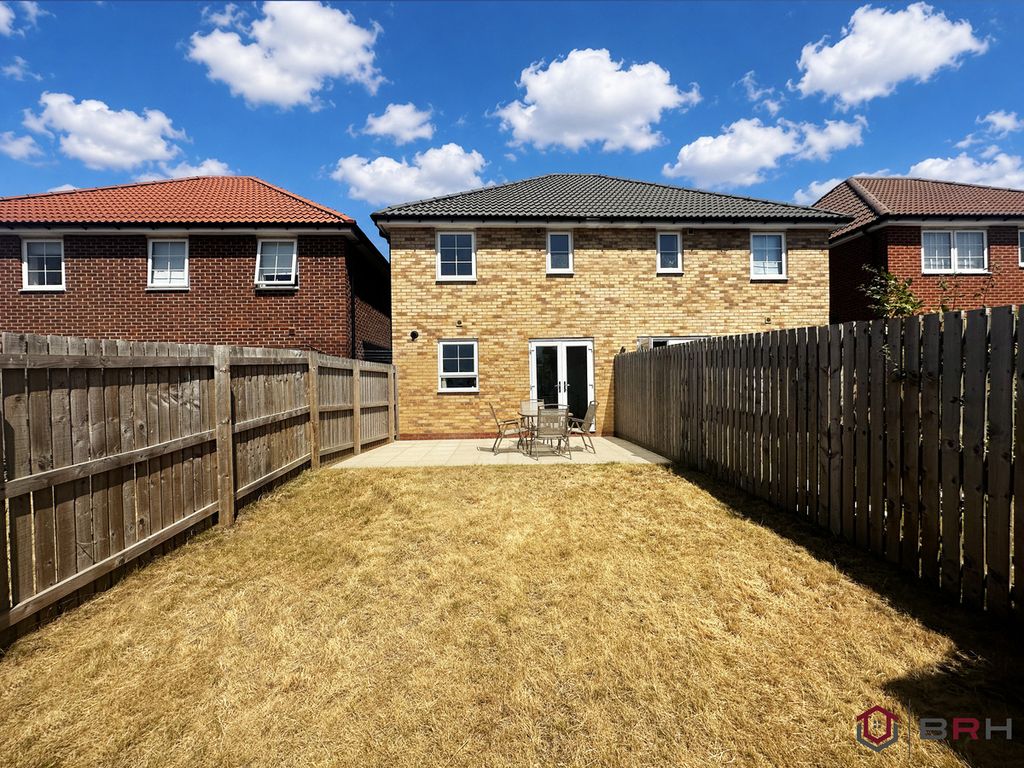Property photo 2 of 21
