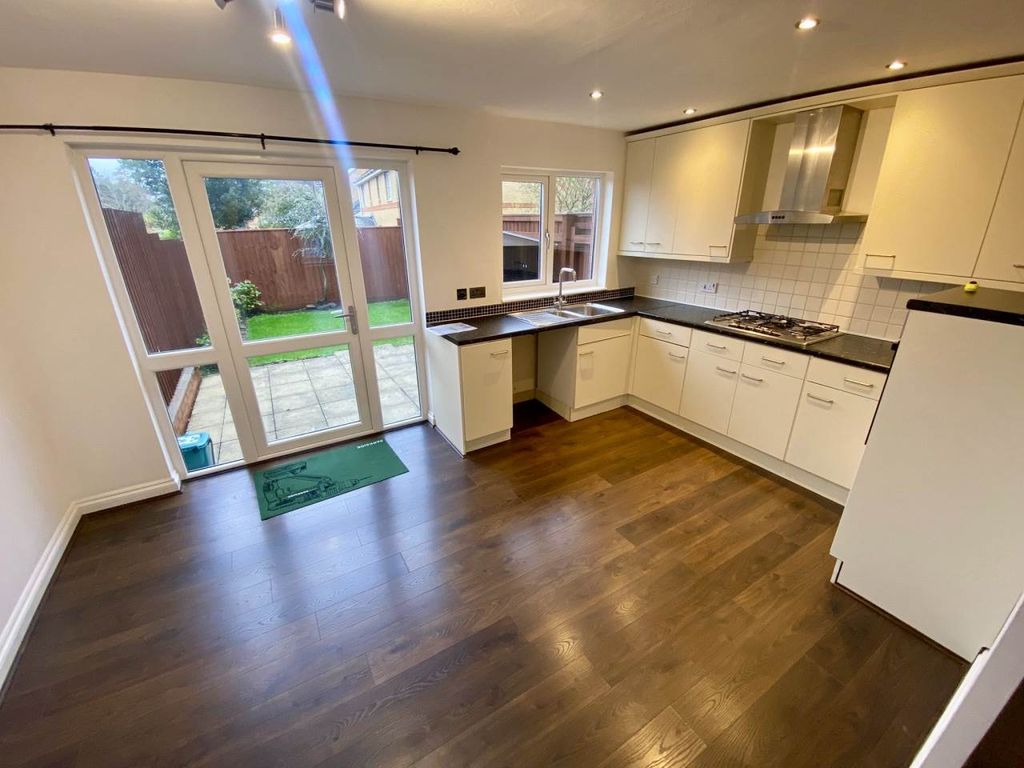 Property photo 2 of 14 0315984B-5554-47A1-81dc-1A78024dc43d