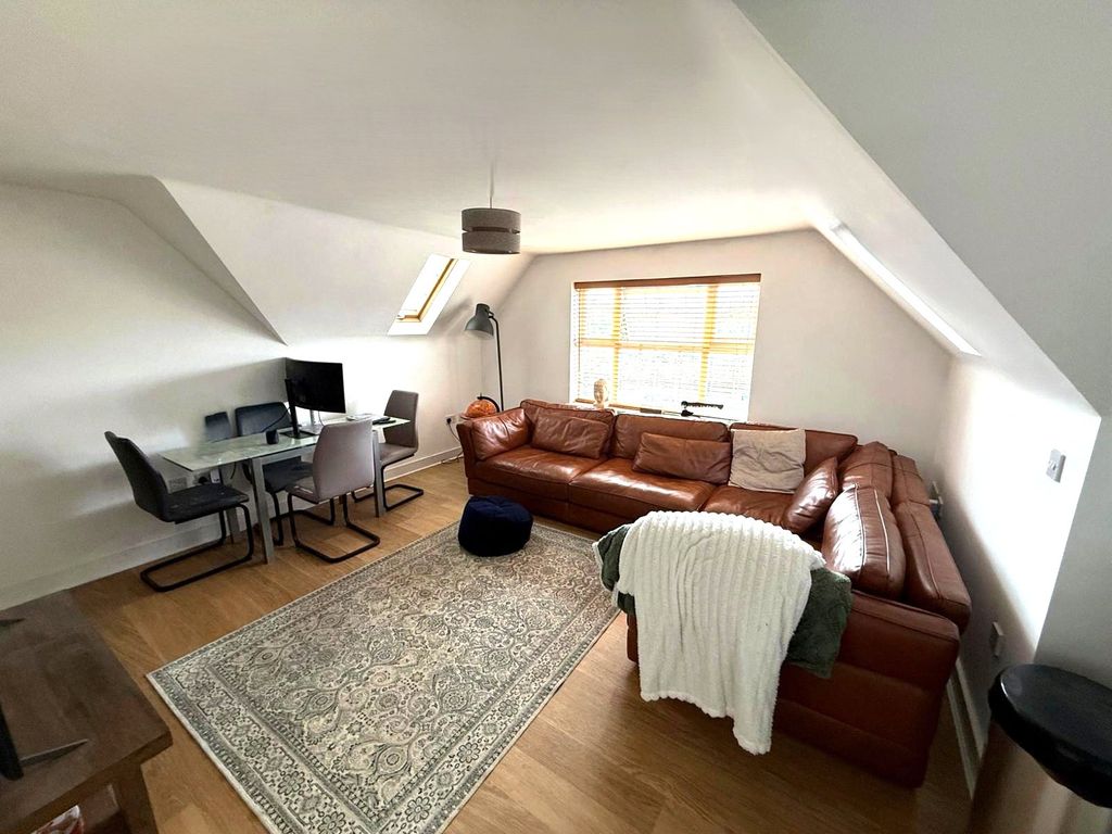 Property photo 1 of 11 Picture No. 25