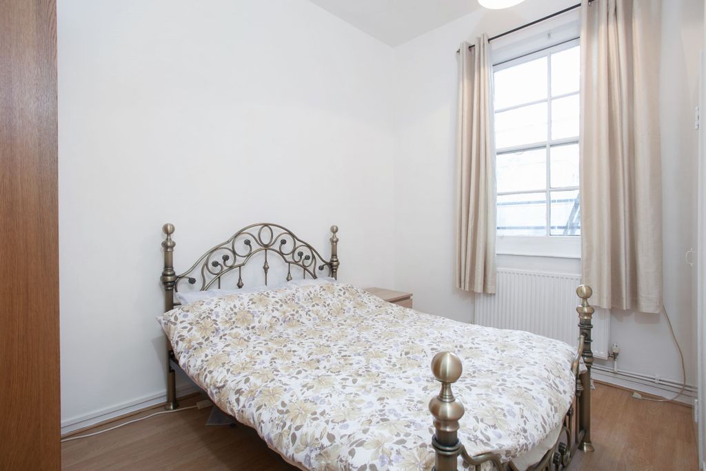 Property photo 3 of 6 2