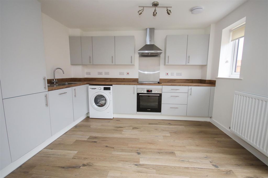 Property photo 3 of 17 Img_0096.Jpg