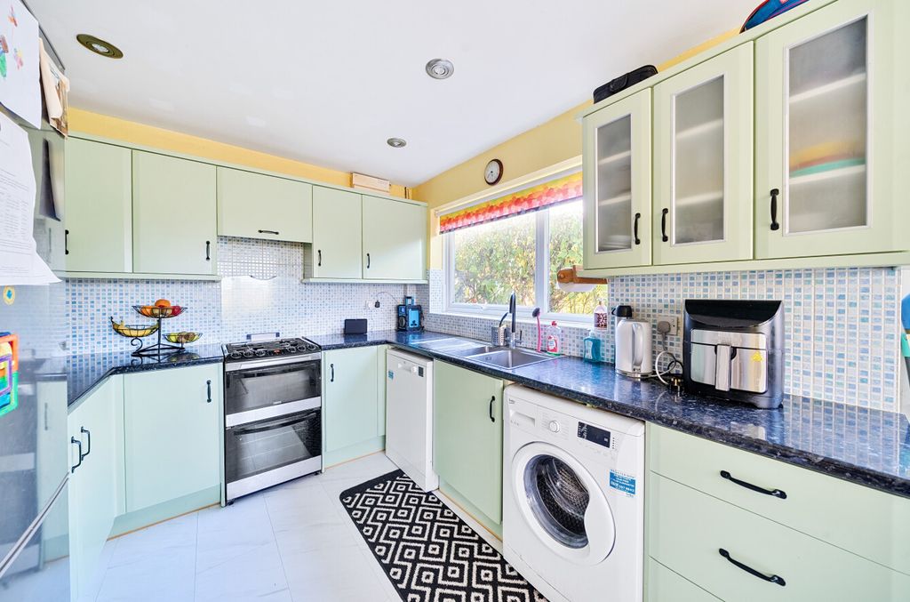 Property photo 3 of 11 1146411 (5).Jpg