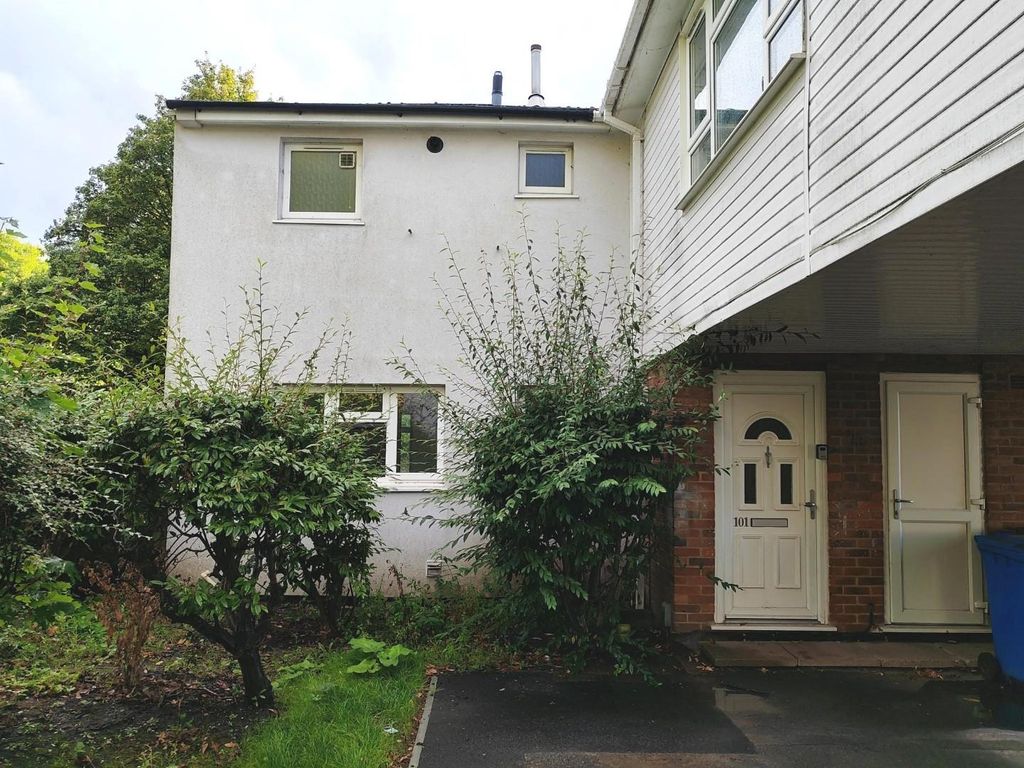 Property photo 1 of 8 1000002730.Jpg