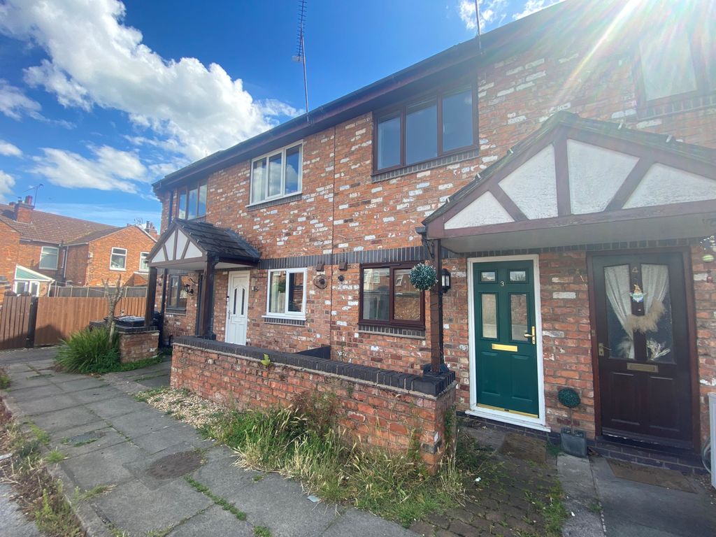 Property photo 1 of 10 Front