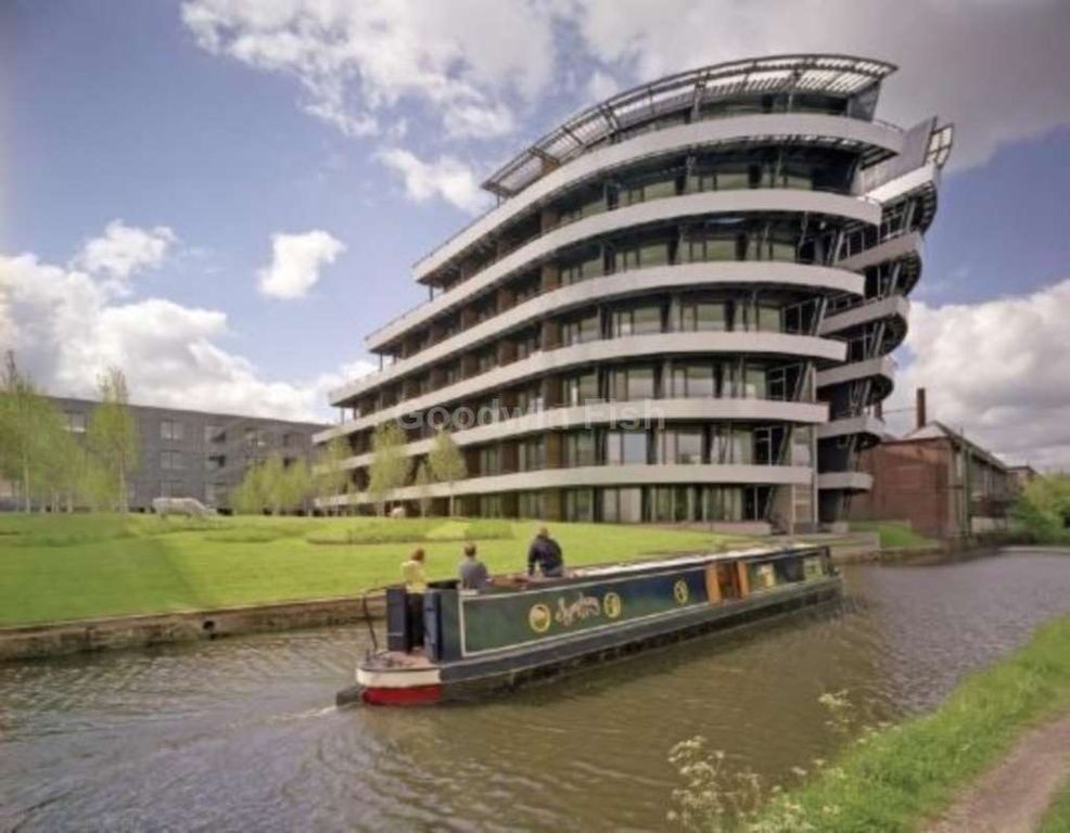 Property photo 2 of 11