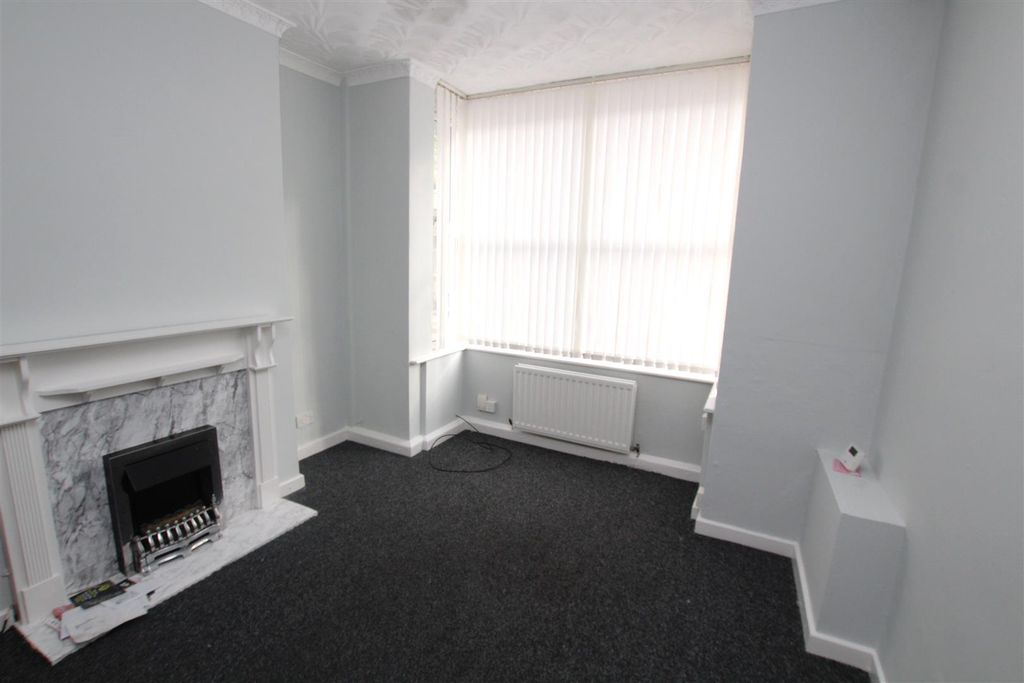 Property photo 2 of 10 Living Room.Jpg