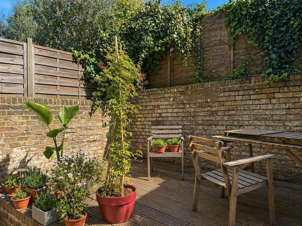 Property photo 2 of 6