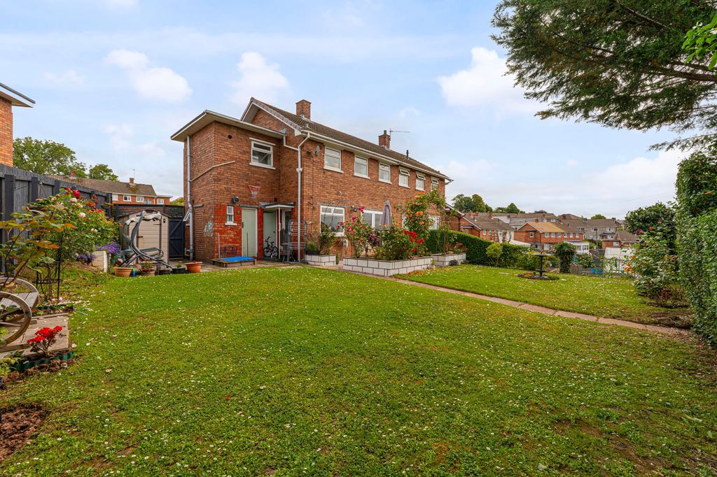 Property photo 1 of 52