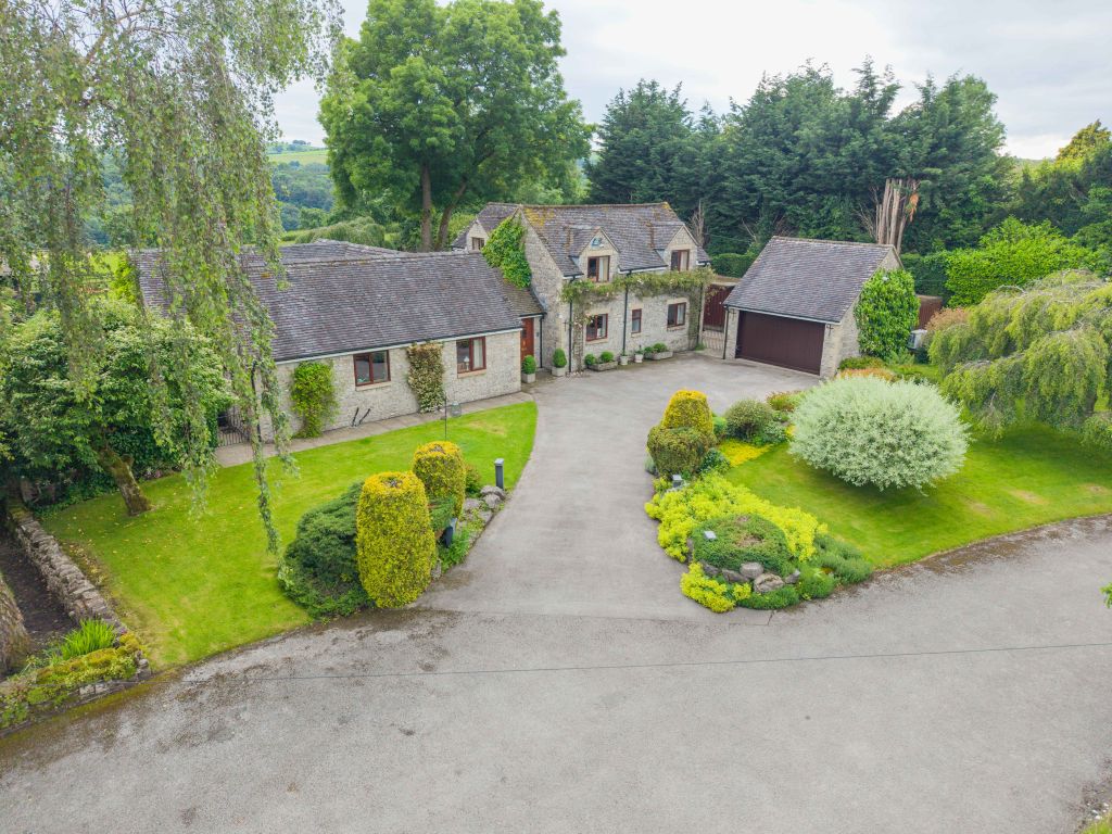 Property photo 1 of 38