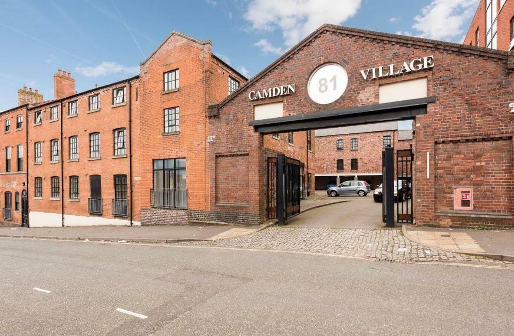 Property photo 1 of 9 View