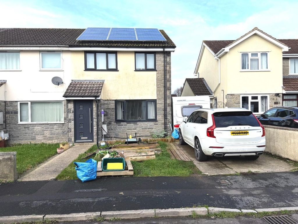 Property photo 1 of 9 Front.Jpg