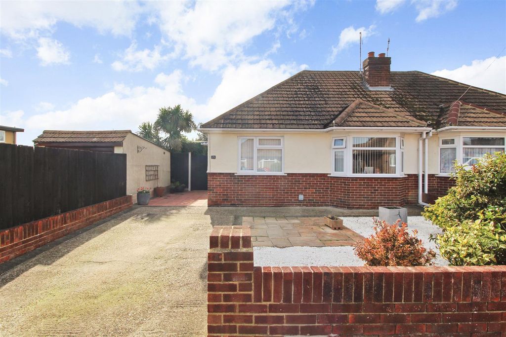 Property photo 1 of 13 Img_9515-15562906.Jpg