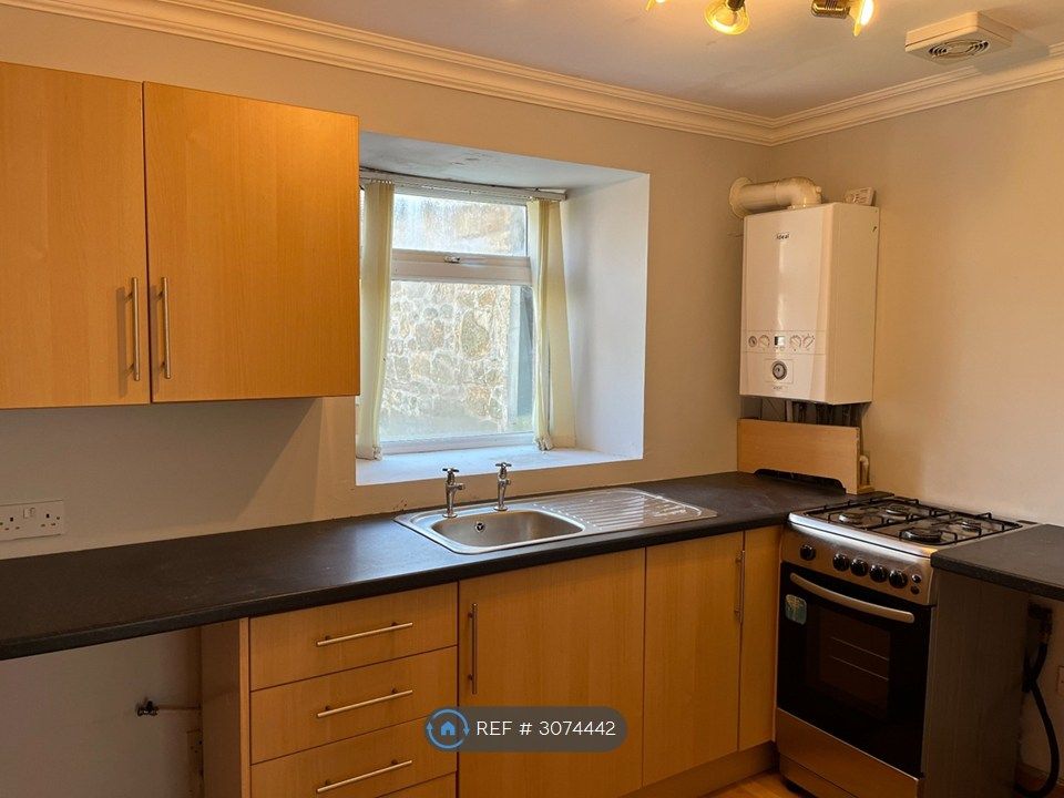 Property photo 3 of 4
