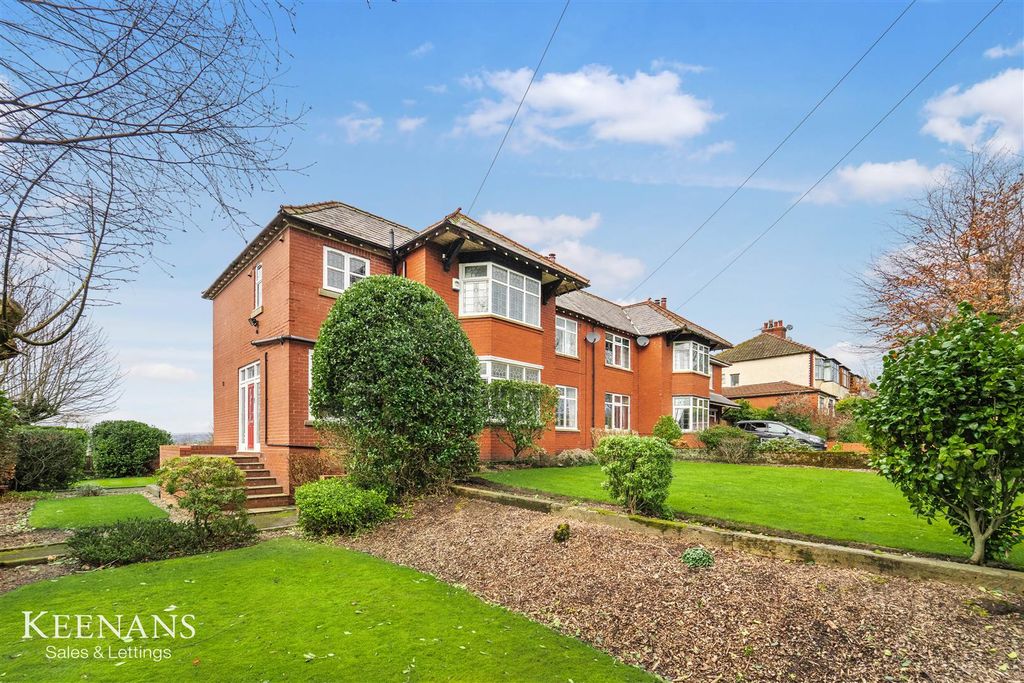 Property photo 2 of 83 6.Jpg