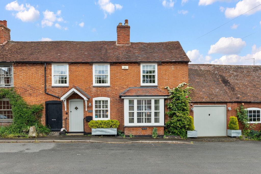 Property photo 1 of 31