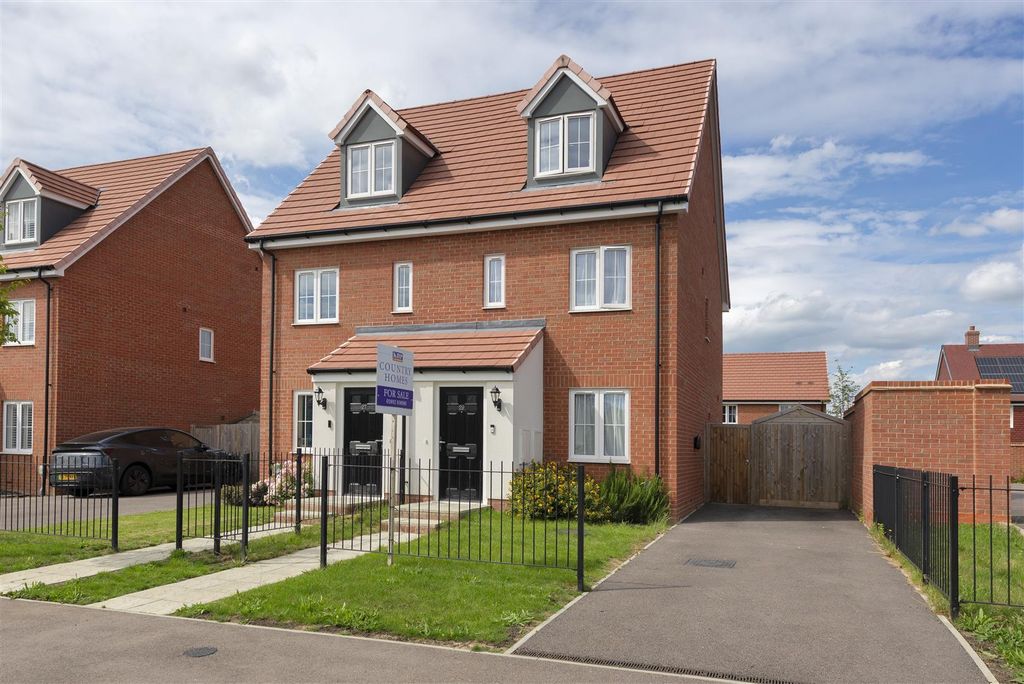 Property photo 1 of 12 29Tully01.Jpg