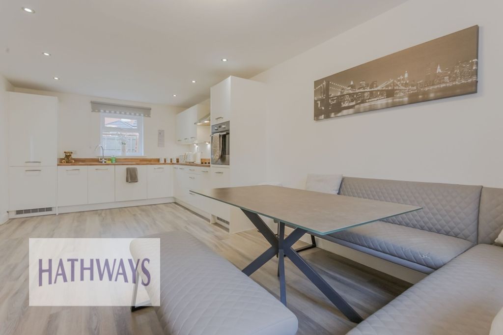 Property photo 2 of 43