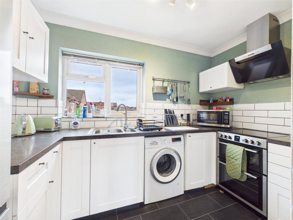 Property photo 3 of 8 Picture No. 06