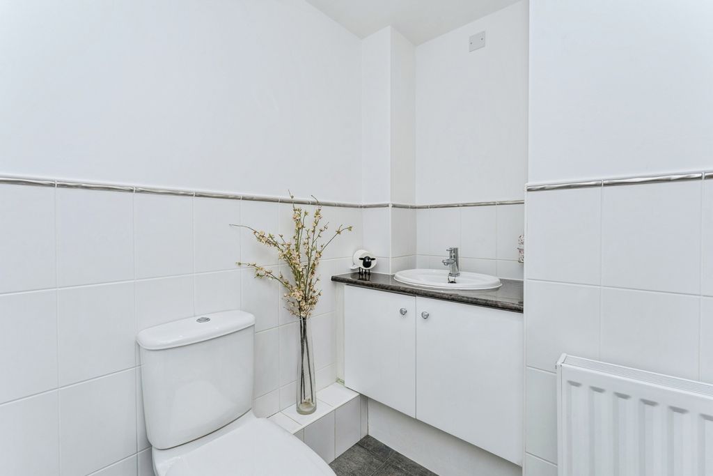 Additional image 22 of 2 bed flat for saleLlys Y Graig, Bryn-Y-Baal, Mold, Flintshire CH7