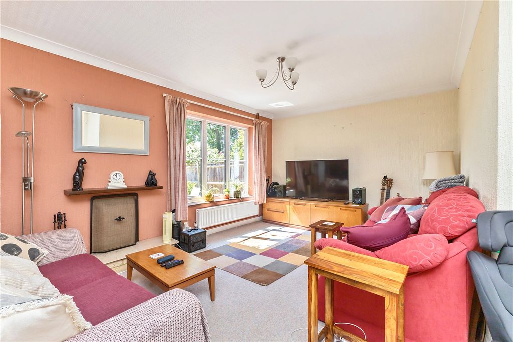 Property photo 2 of 15 Picture No. 02