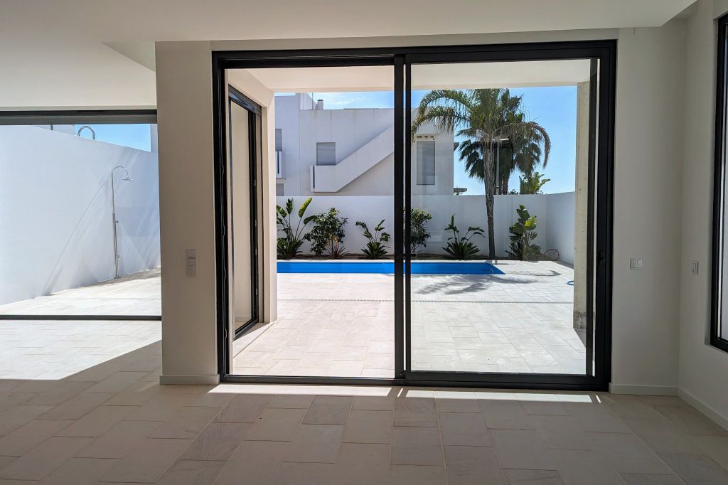 Property photo 2 of 15 <Alttext/>