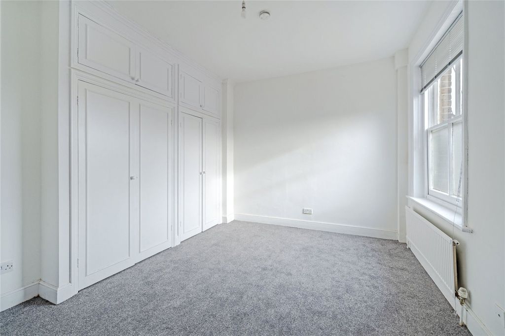 Property photo 3 of 12 Picture No. 12
