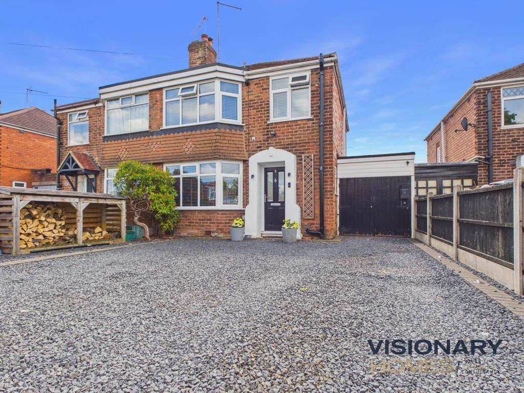 Property photo 2 of 18 Cam03522G0-Pr0263-Still020