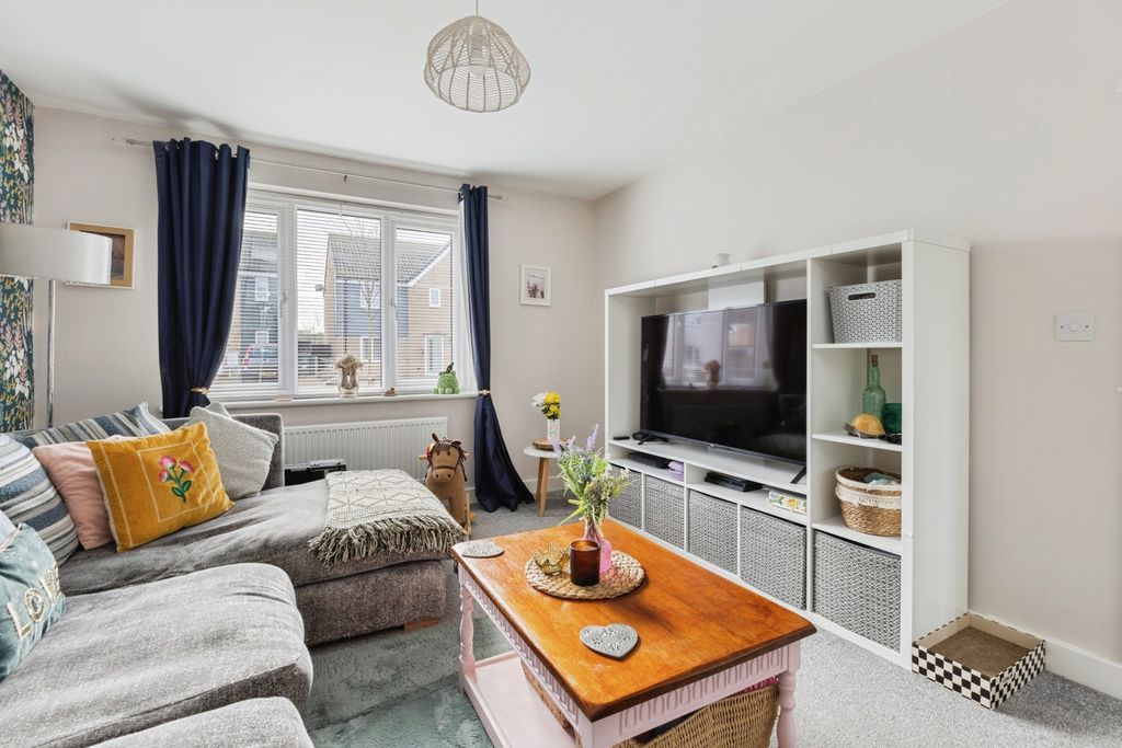 Property photo 2 of 19 Pbox-Img.Jpg