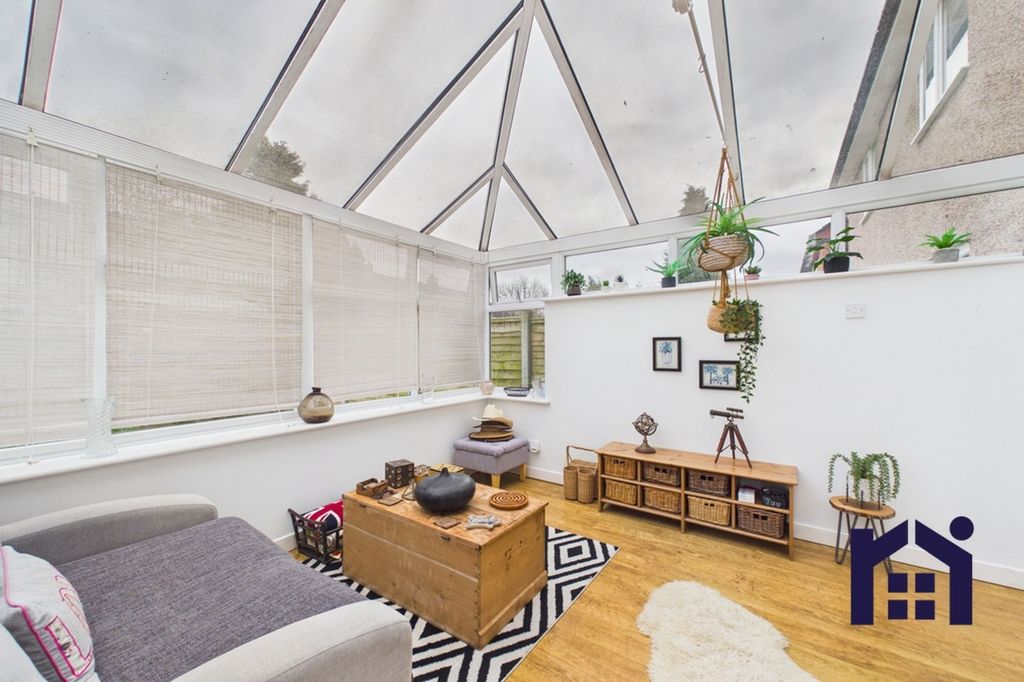 Property photo 3 of 20 Sun Room