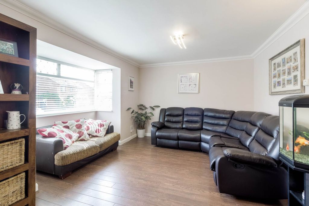 Property photo 2 of 22