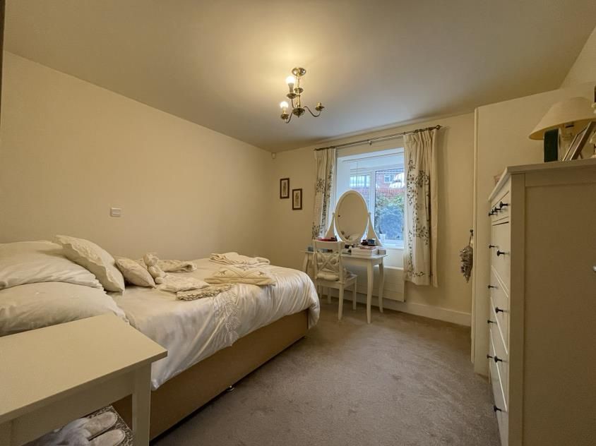 Additional image 9 of 2 bed flat for saleHall Farm Road, Swadlincote DE11