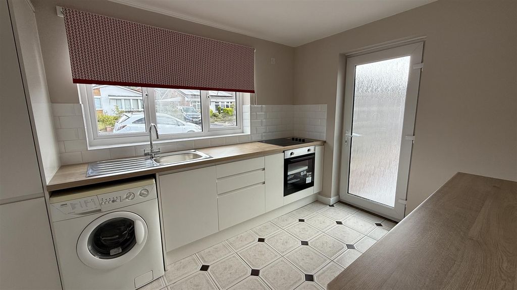 Property photo 3 of 9 Img_1336.Jpg