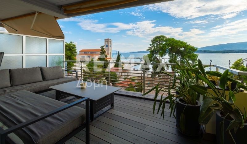 Property photo 2 of 25